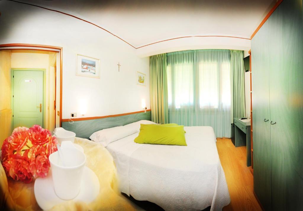 Hotel Manuela Cinquale Kamer foto